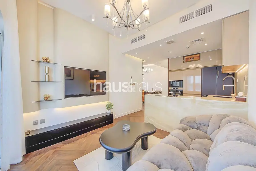 Fully Upgraded | Spacious | Designer Touches