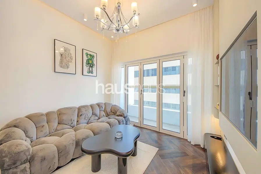 Fully Upgraded | Spacious | Designer Touches