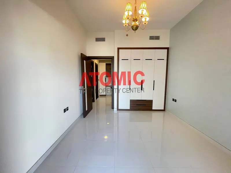 2 Bed Apt | Mid Floor | Ready To Move In