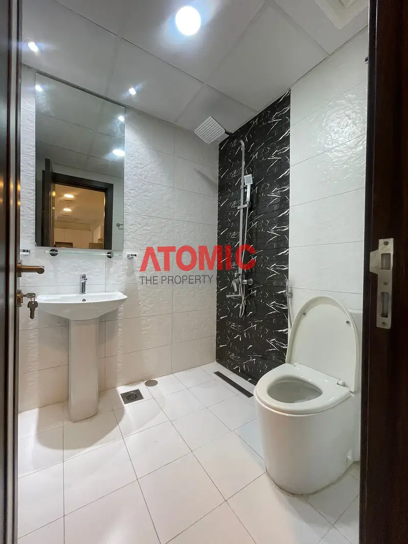 2 Bed Apt | Mid Floor | Ready To Move In