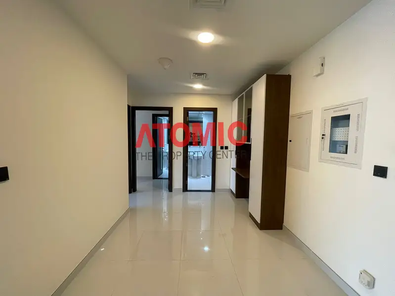 2 Bed Apt | Mid Floor | Ready To Move In