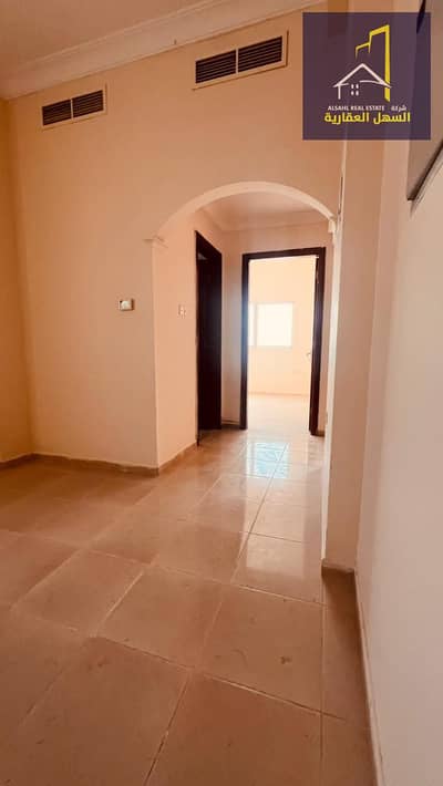 2 Slaapkamers Appartement te Huur in Al Qulayaah, Sharjah - 406fb018-54ea-474a-a900-d3ad11229d3e. jpg