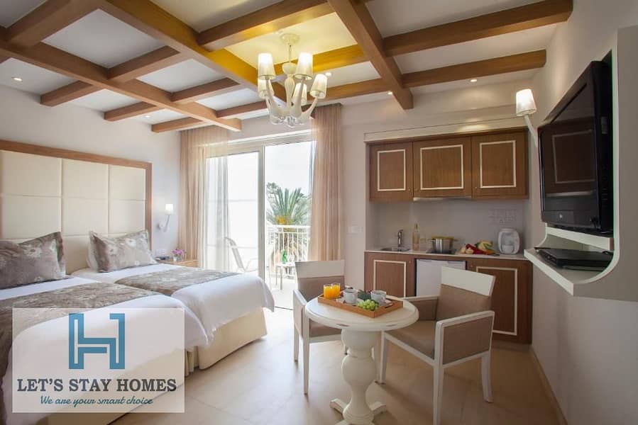 Premium | Spacious | Kitchen | Beach Access | Metro I Free Cleaning | All Amenities Included