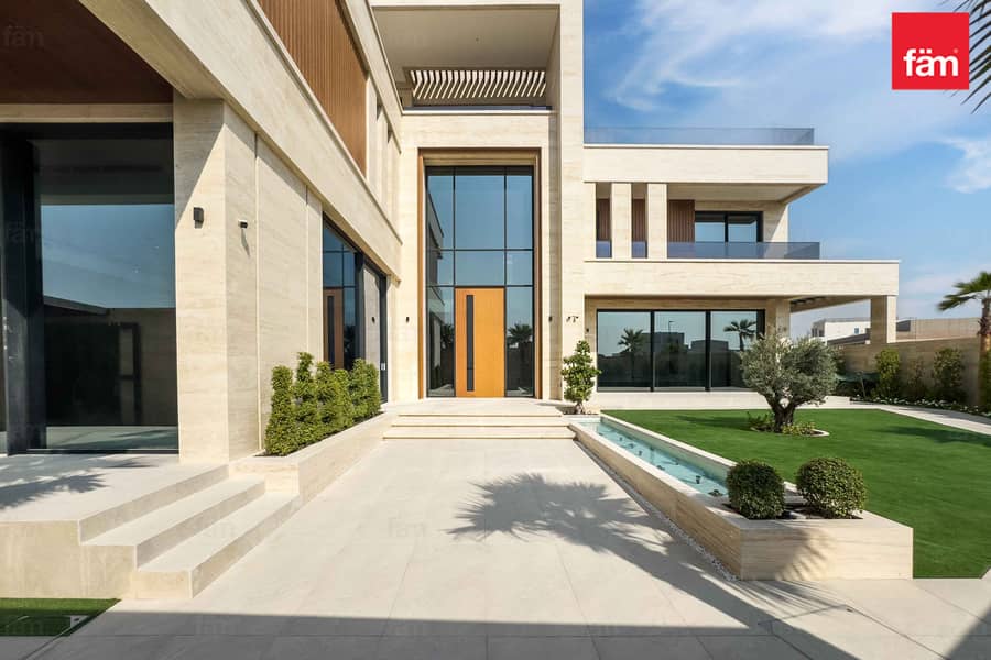 Ultra Luxurious Finishes | Basment | Grand Corner.