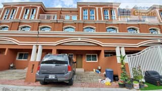 فيلا للبيع مكونة من 4 غرف نوم