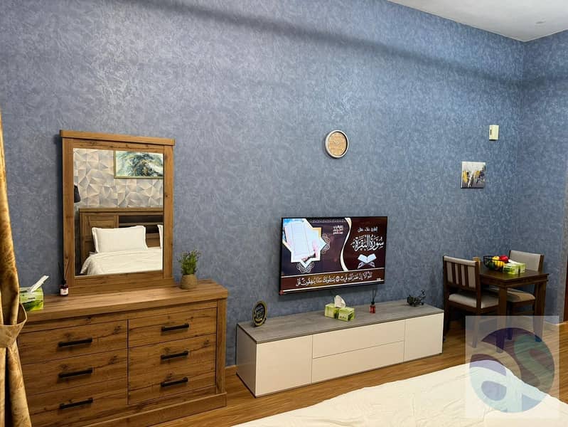 Full Furnished Studio ! Upgraded ! BLD 94