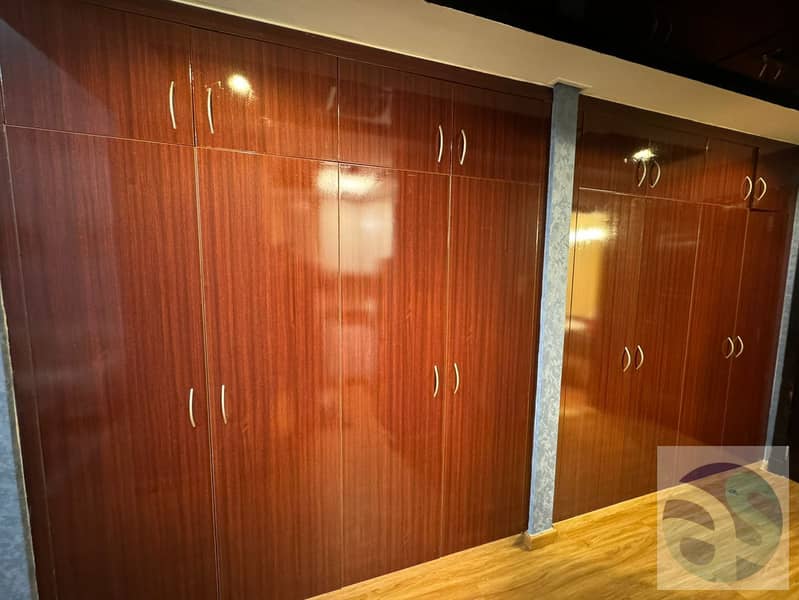 Full Furnished Studio ! Upgraded ! BLD 94 - Image 12