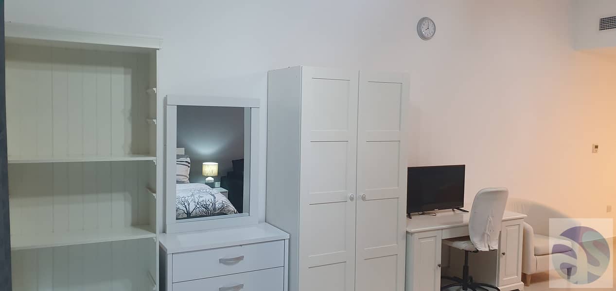 Ex-Large | Fully Furnished | Studio | 5A - Image 9