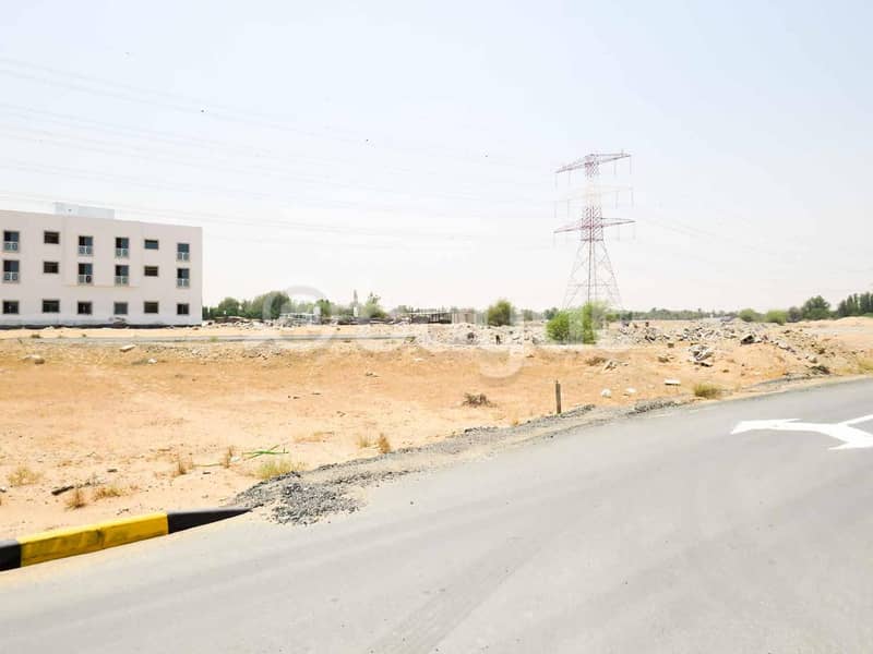 Land for sale now excellent location second Tigress of the main street area of ​​435 meters in installments over 20 months.