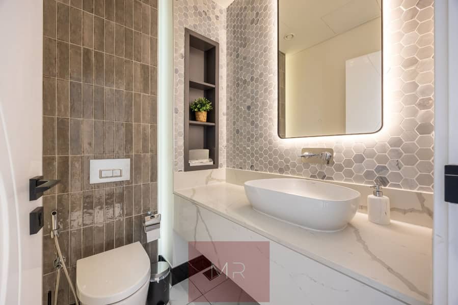 Unique Designer 1BR | High Floor | Private Jacuzzi | The Terraces Marasi Drive - Image 8