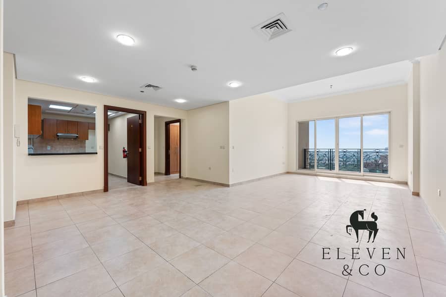 Community Views | Vacant | High floor - Image 6