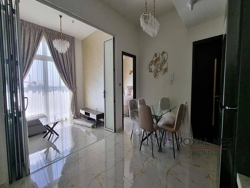 Fully Furnished | Spacious Living | Middle Floor