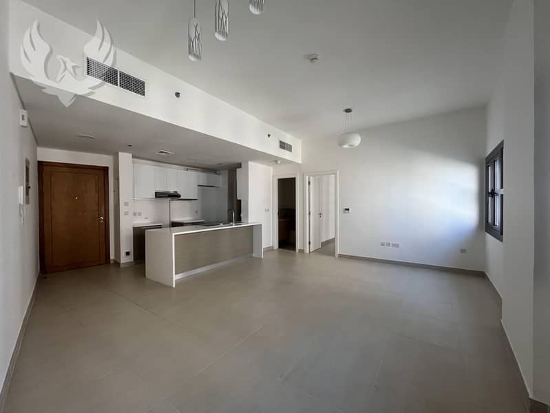 Community Facing | Unfurnished | Vacant