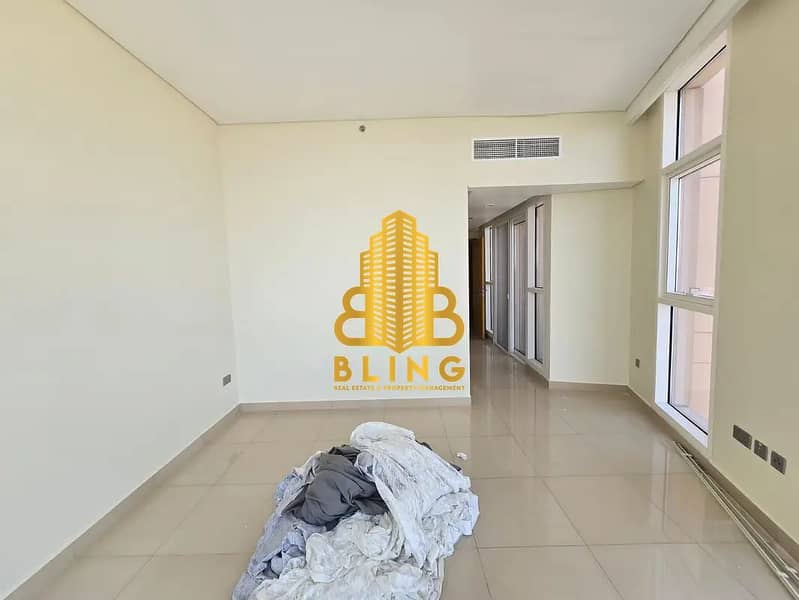 5 799336483-1066x800. jpg