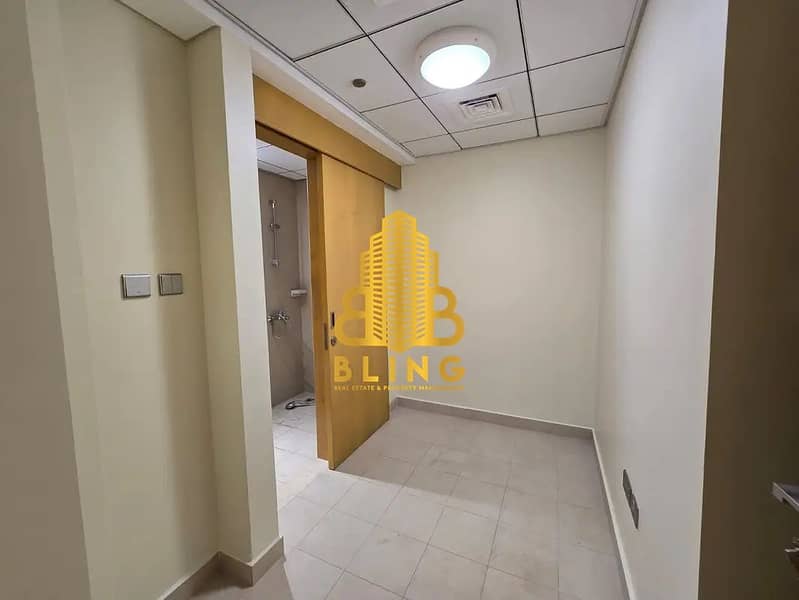 8 799336486-1066x800. jpg