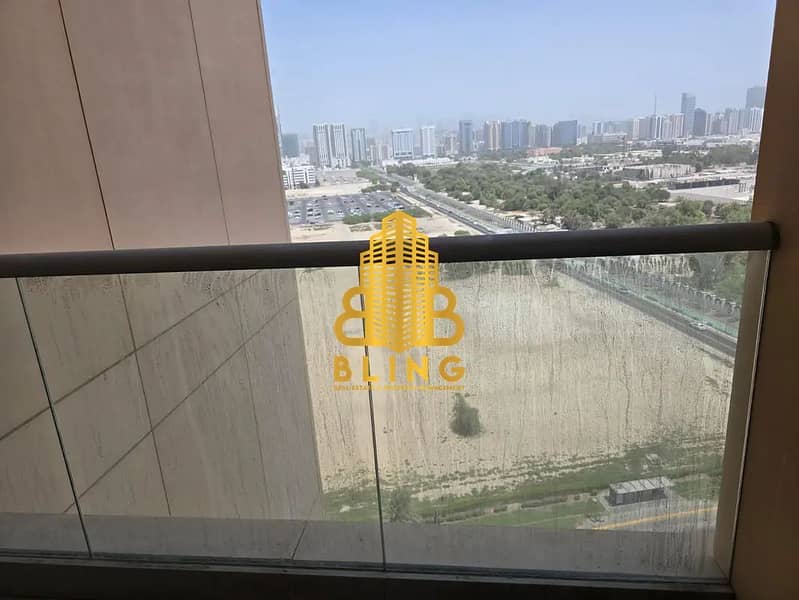 12 799336490-1066x800. jpg