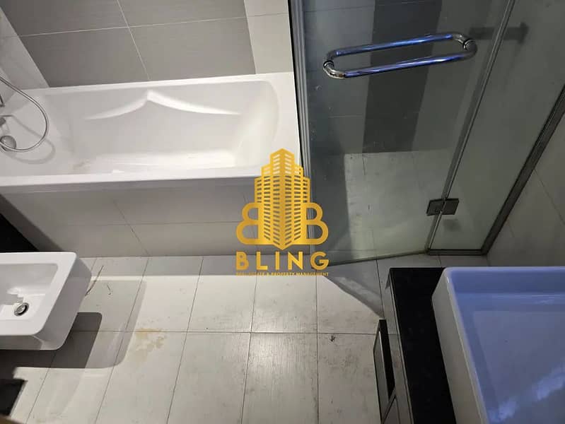 18 799336496-1066x800. jpg