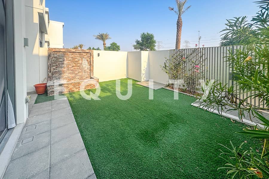 Landscaped | Single Row | Flexible Cheques