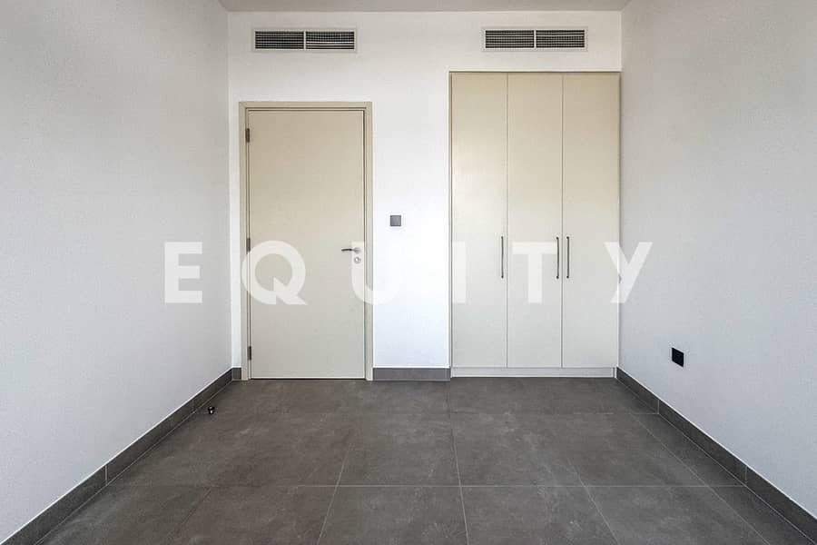 Landscaped | Single Row | Flexible Cheques - Image 17