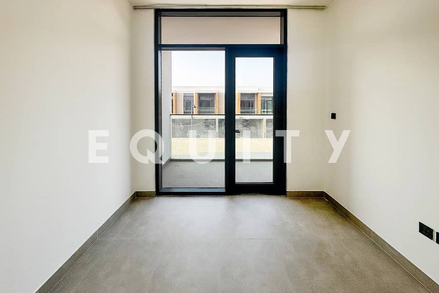 Landscaped | Single Row | Flexible Cheques - Image 19