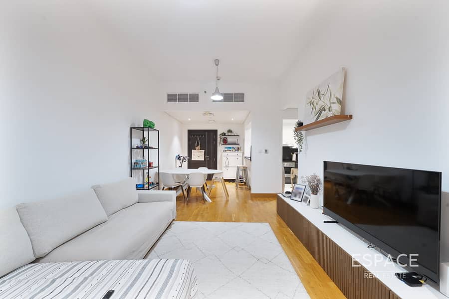 Marina View | Next To Mall | Exclusive