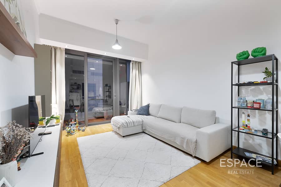 Marina View | Next To Mall | Exclusive