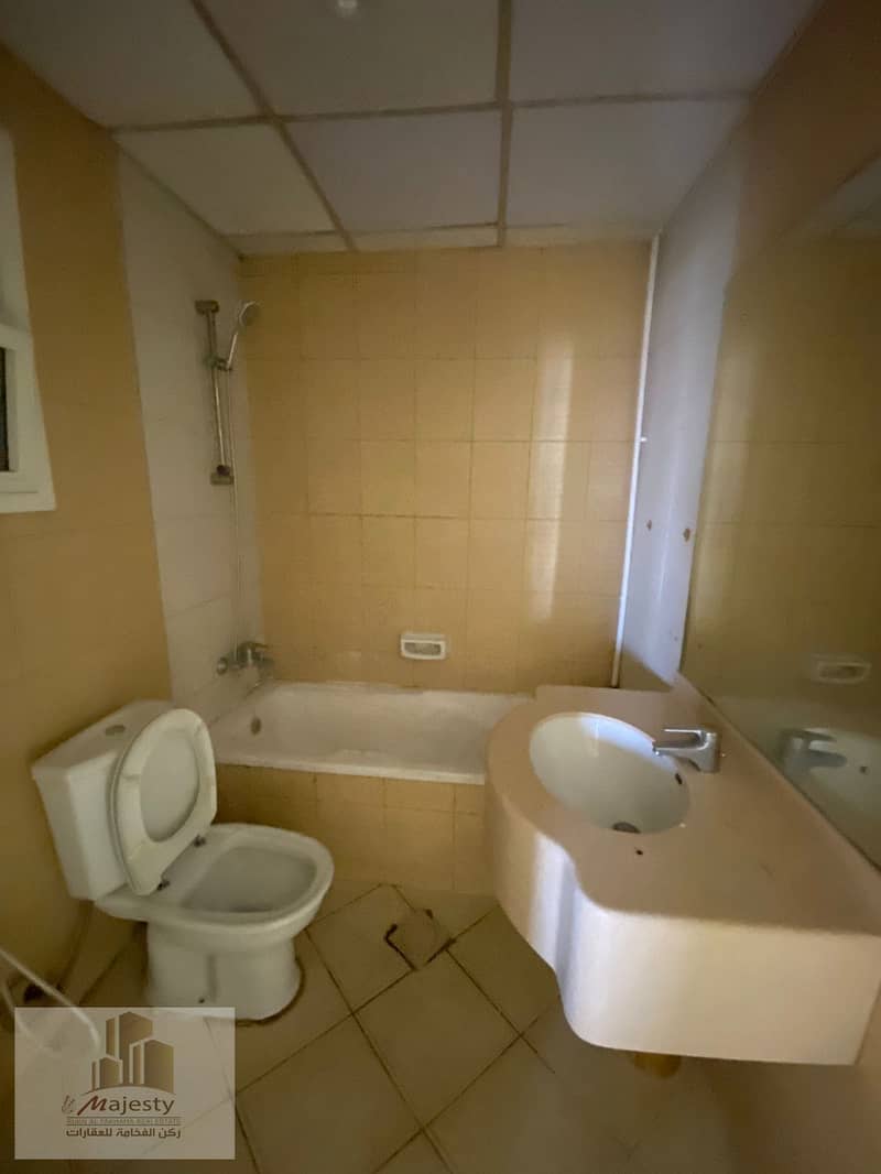 6 838eae7b-b1d2-437d-bfac-2dcca7da6847. jpg