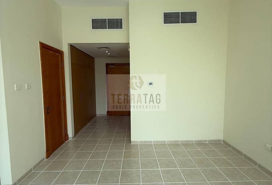 17 b6bae312-e6b7-45ac-ab59-4ff5b6a2b205. jpg