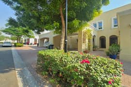 فیلا في ألما 2،ألما،المرابع العربية 3 غرف 270000 درهم - 13235795