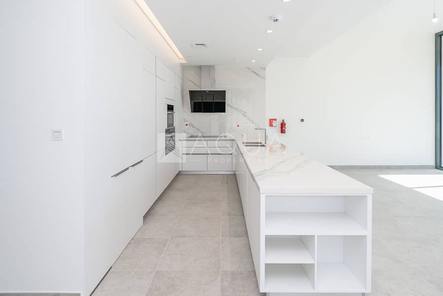 Exclusive 4 BR Semi Detached | Phase 3C