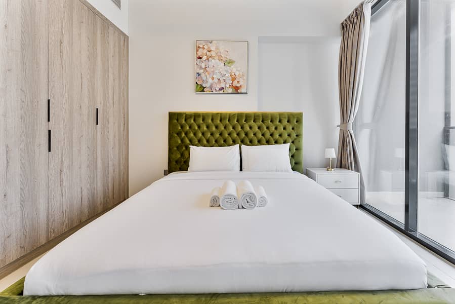 2 Bed W/ Balcony Near World Renowned Golf Clubs | Furnished | Flexible term - Image 11