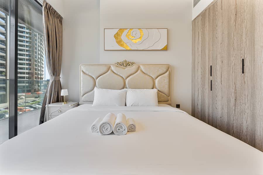 2 Bed W/ Balcony Near World Renowned Golf Clubs | Furnished | Flexible term - Image 12