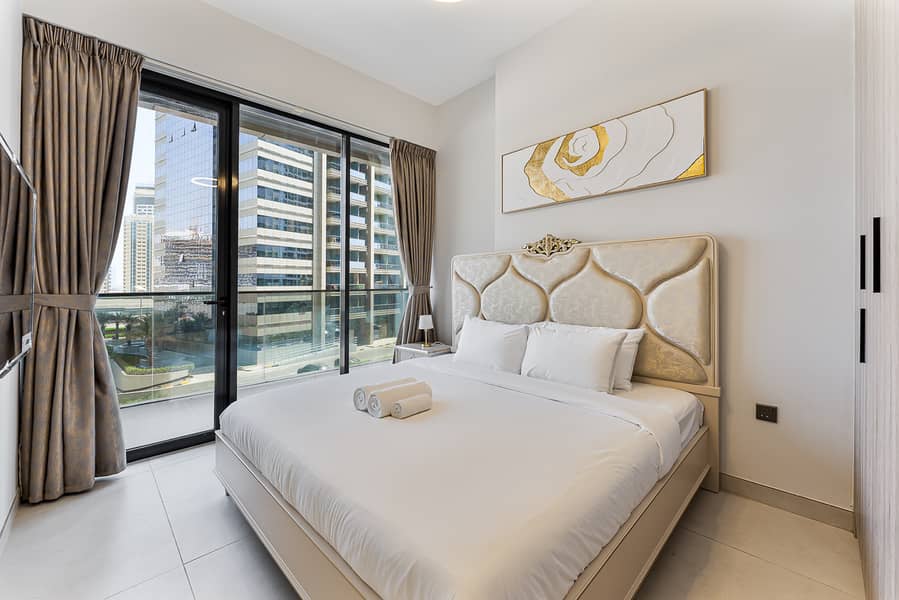 2 Bed W/ Balcony Near World Renowned Golf Clubs | Furnished | Flexible term - Image 13