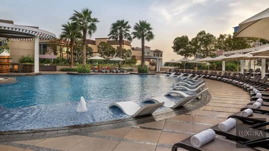 Monolocale in affitto a Bur Dubai, Dubai - DXBHC-P0442-Pool-Sunbeds. 16x9. jpg Monolocale in affitto a Bur Dubai, Dubai - DXBHC-P0442-Pool-Sunbeds. 16x9. jpg