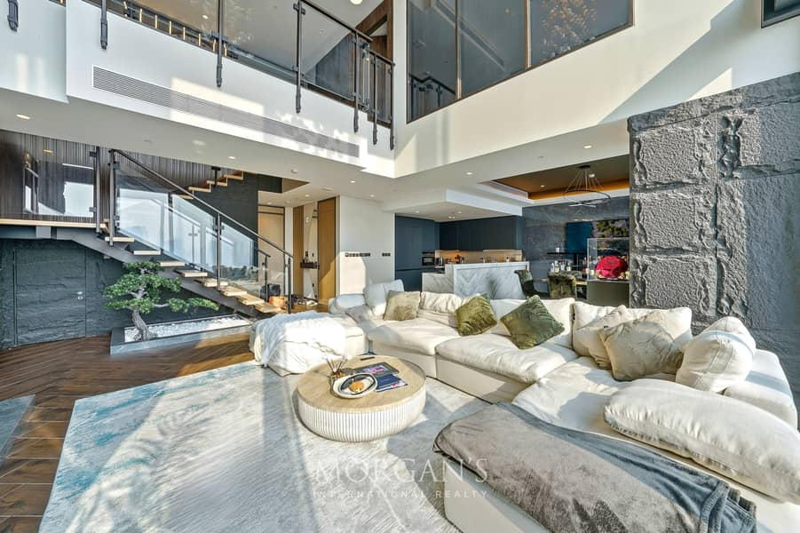 Burj Khalifa View | Fully-Furnished | Upgraded