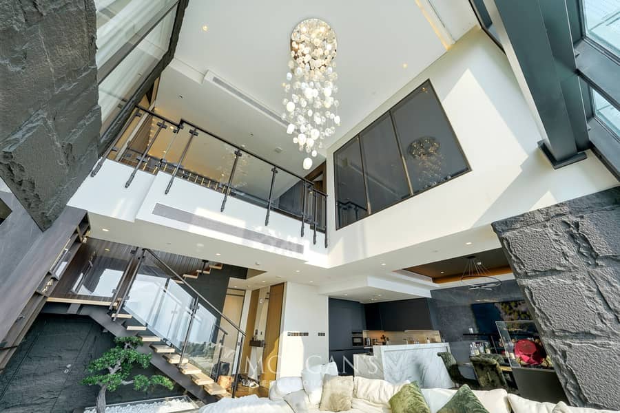 Fully-Furnished | Upgraded | Burj Khalifa View - Image 11