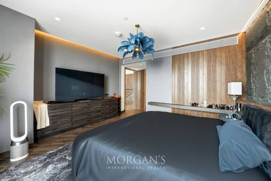 Fully-Furnished | Upgraded | Burj Khalifa View - Image 18