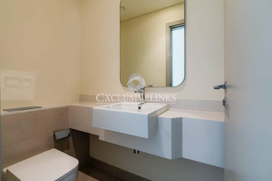 Available I Amasing Location I Across Pool - Image 7