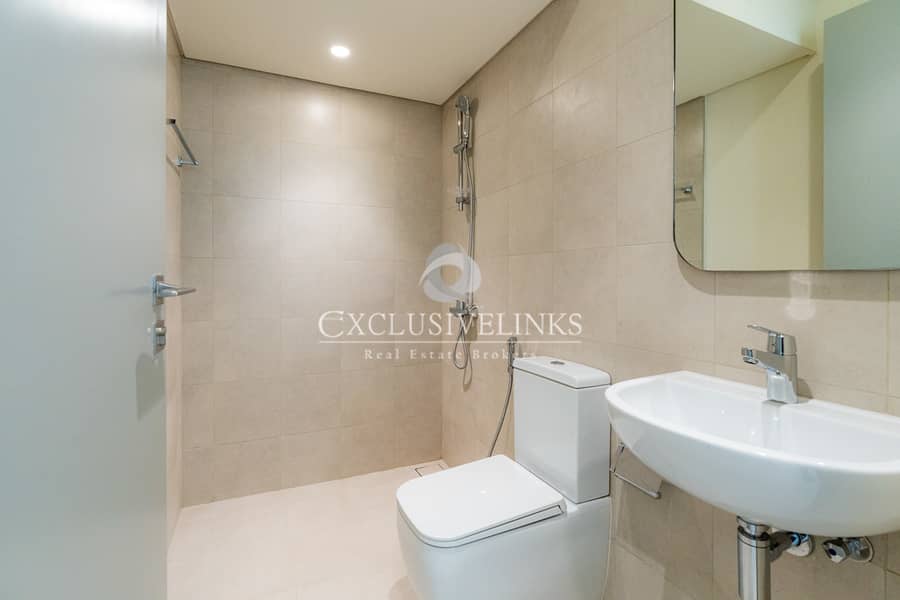 Available I Amasing Location I Across Pool - Image 10