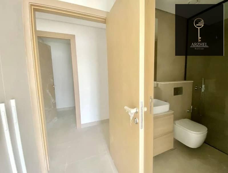 unfurnished | ready to move | pool view| - Image 8