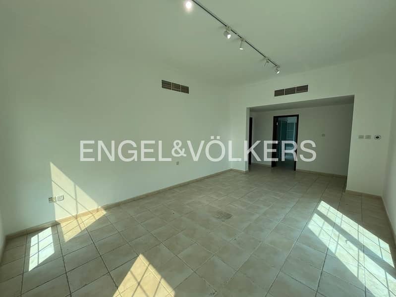 Master View | Huge Plot | Skyline View | Vacant - Image 9