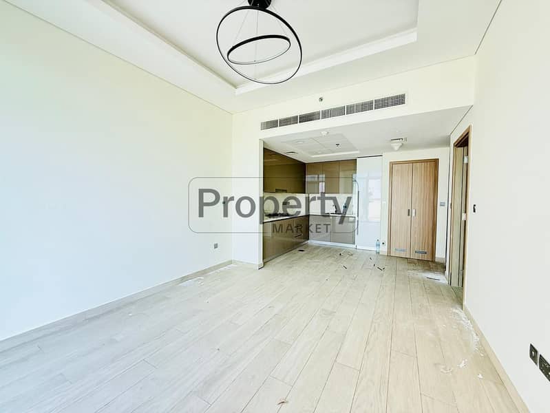 Prime Location | Terrace | Dubai Skyline View