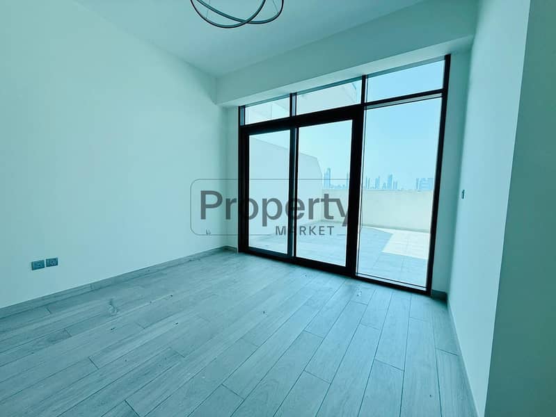 Prime Location | Terrace | Dubai Skyline View - Image 7