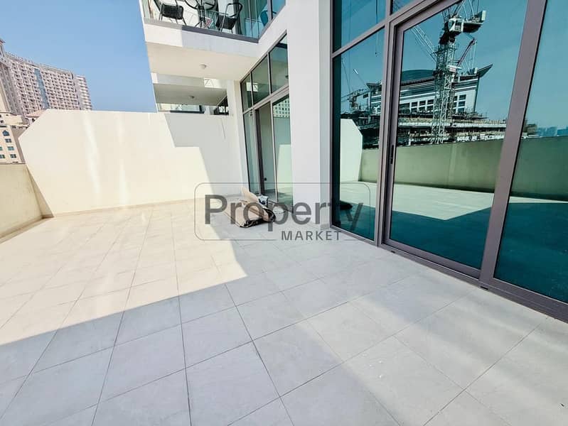 Prime Location | Terrace | Dubai Skyline View - Image 14