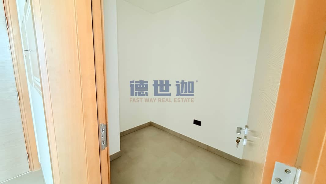 Stable ROI | High Floor | Store room - Image 7