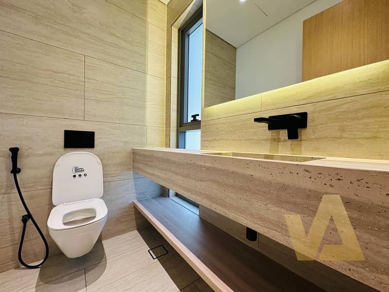 Luxurious Finish | Vacant | Private Pool - Image 7