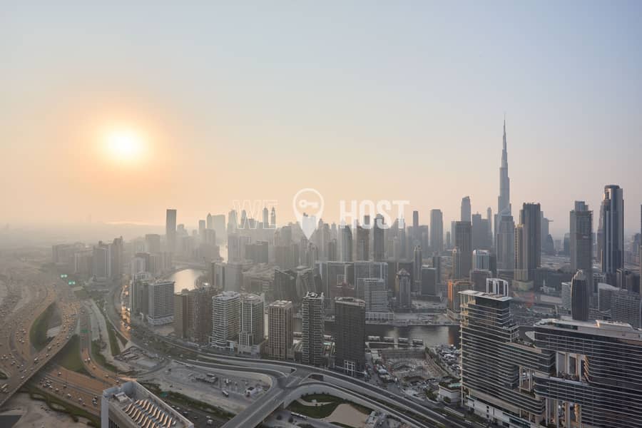 Burj Khalifa View | High-Floor | Upgraded 3Bed Apt - Image 19