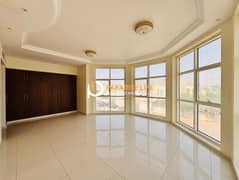 فیلا في مردف 35،مردف 4 غرف 220000 درهم - 13253091