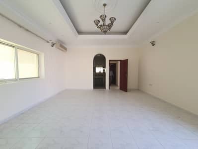فیلا 4 غرف نوم للايجار في طرفا، الشارقة - 20251101_134319. jpg