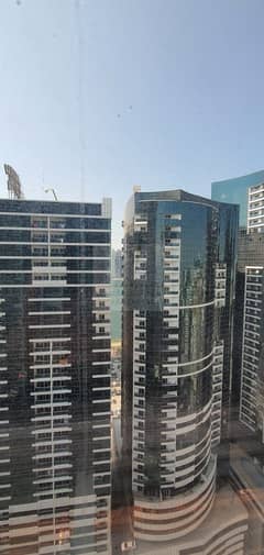 للبيع غرفتين وصاله ماستر إطلالة أمامية جانبية مفتوحة رائعة في منطقة التعاون